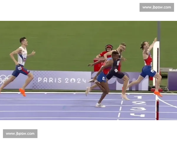 俄罗斯跳远比赛精彩纷呈 展现运动员超凡技能与拼搏精神